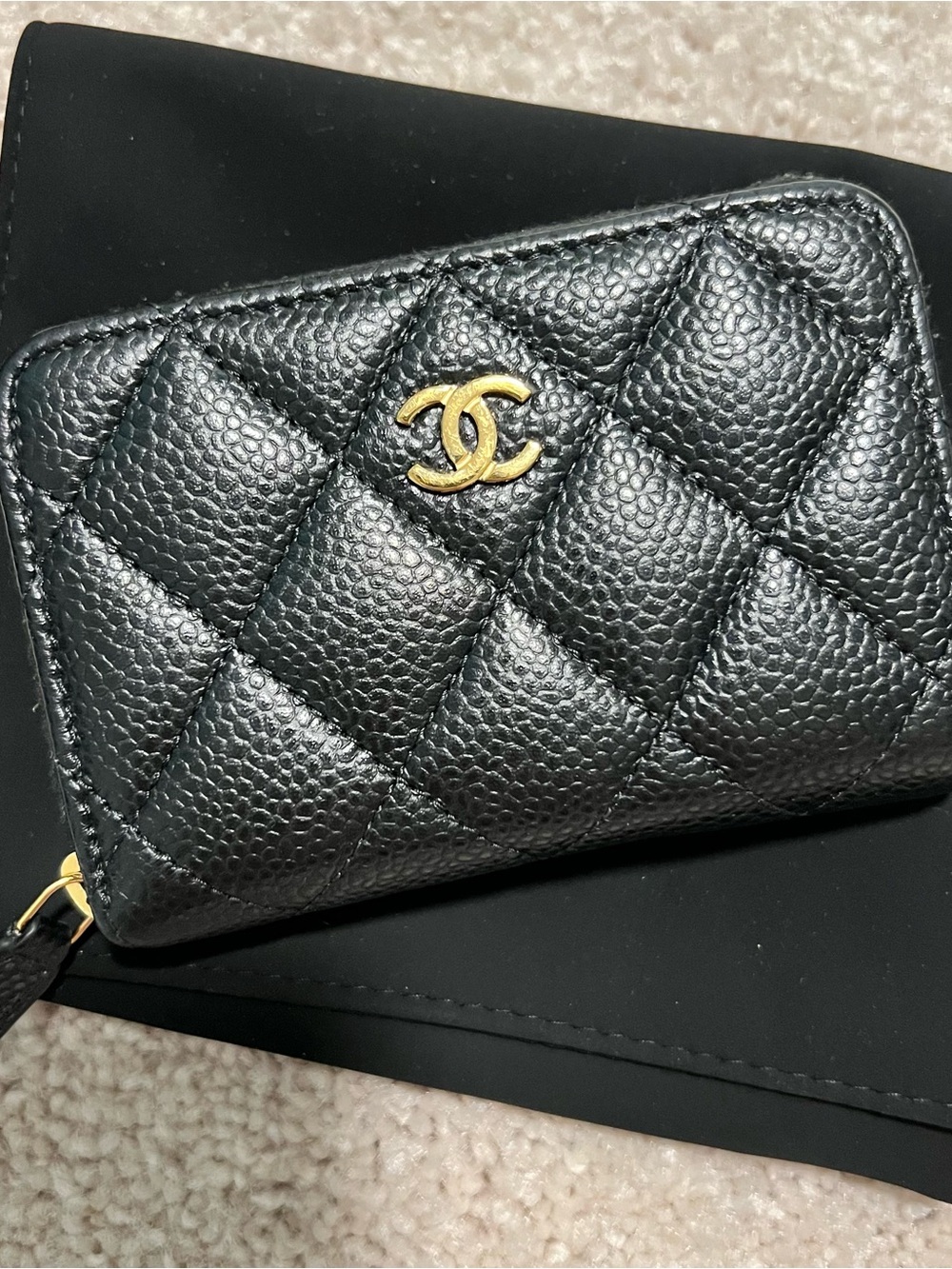Chanel classic zipper coin purse - Picture 2 of 6